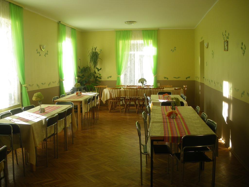 Osrodek Wypoczynkowy Ognisko Hotel Krynica-Zdrój Exterior foto